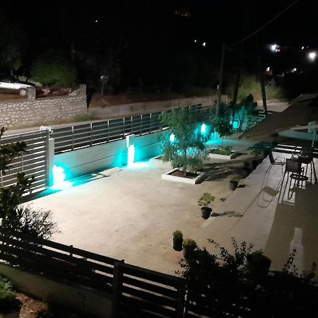 Stergios House Villa กาลามากี ภายนอก รูปภาพ
